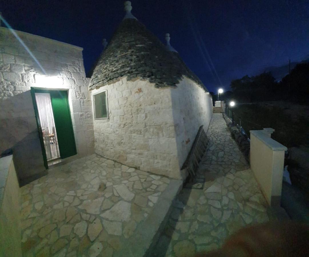צ'יסטרנינו Trullo Le Tre Sorelle מראה חיצוני תמונה