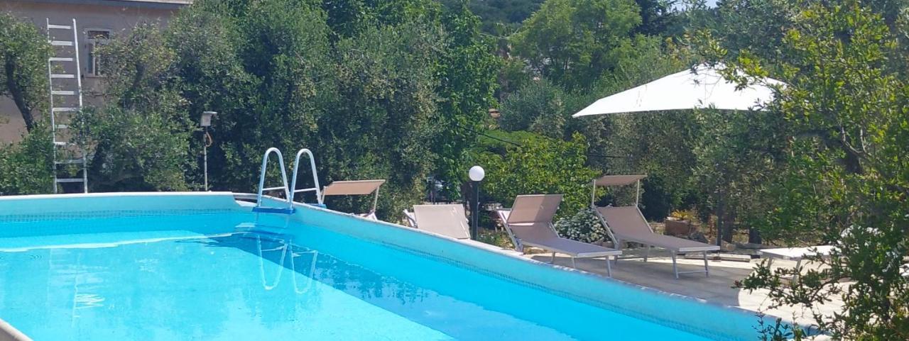 צ'יסטרנינו Trullo Le Tre Sorelle מראה חיצוני תמונה
