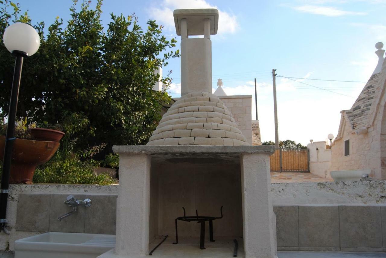 צ'יסטרנינו Trullo Le Tre Sorelle מראה חיצוני תמונה