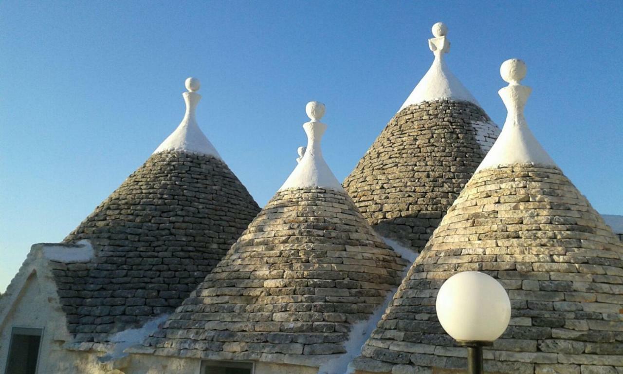 צ'יסטרנינו Trullo Le Tre Sorelle מראה חיצוני תמונה