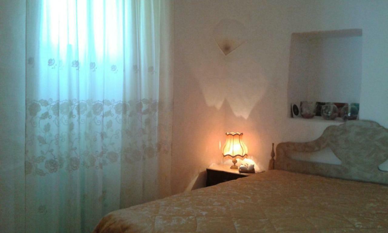 צ'יסטרנינו Trullo Le Tre Sorelle מראה חיצוני תמונה
